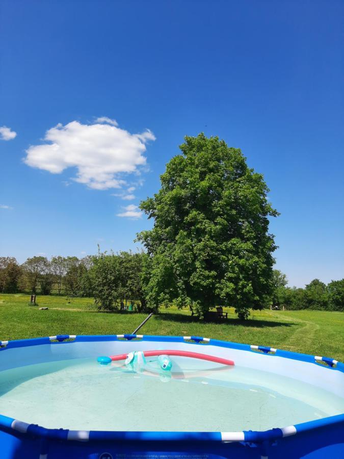 Notre Village Papillon Bed&Breakfast Neret Exterior foto