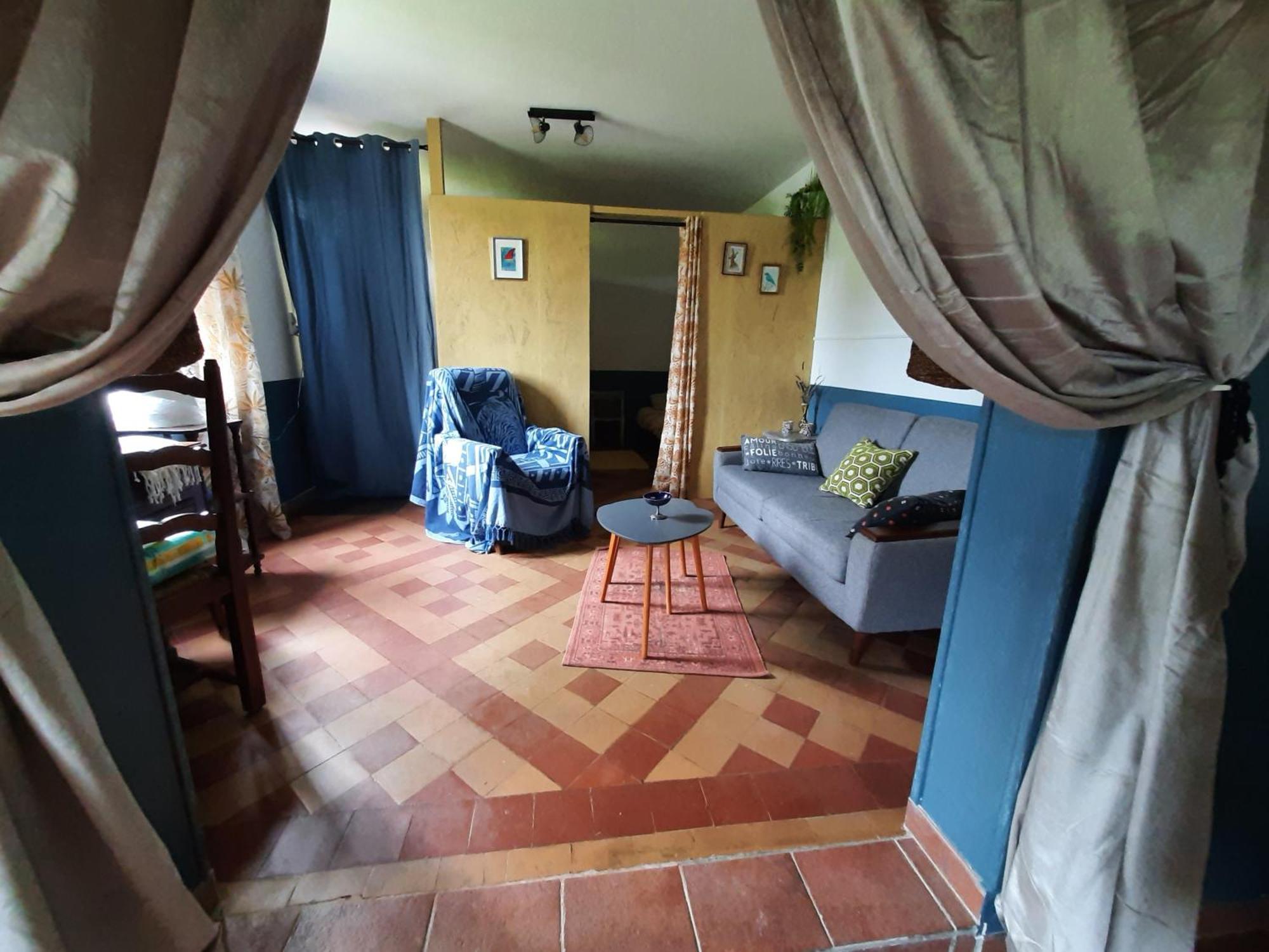 Notre Village Papillon Bed&Breakfast Neret Habitación foto